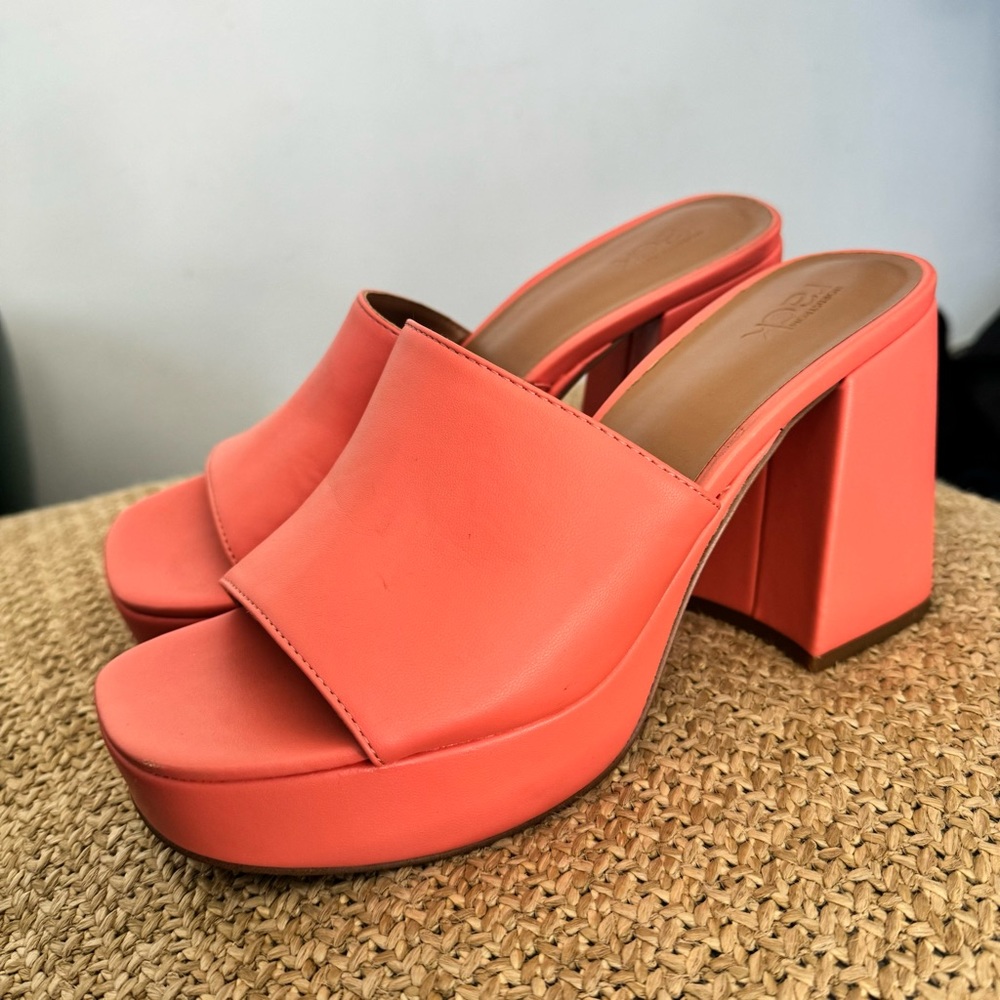 Nordstrom Rack Heel, CoraL Platform Heels size 9. Great condition!!